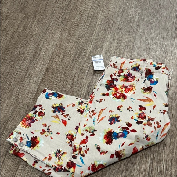 Floral Women's capris Gloria Vanderbilt 18 - Picture 1 of 4